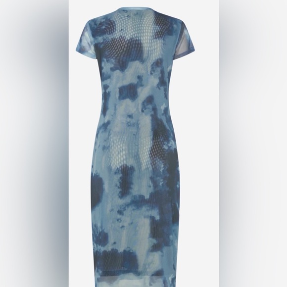 NWT 2nd day Blue Tie-Dye Midi Dress size M and L - Picture 2 of 9